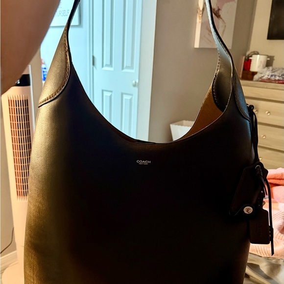 Coach Black and Brown Leather Shoulder Bag - Picture 6 of 16